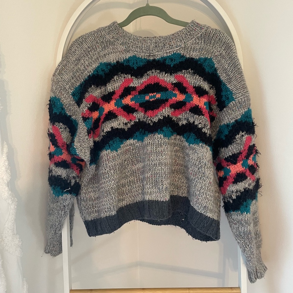 Free People Gray and Pink Patterned Sweater